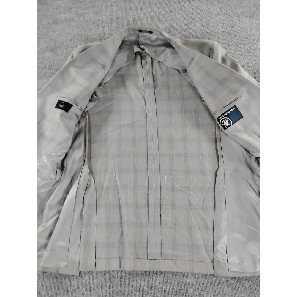 Hart Schaffner Marx versatile layering